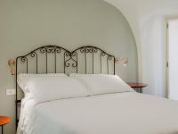 Camera Queen Standard