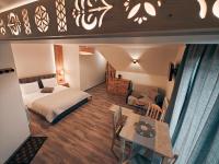 Camera Tripla con Vista Montagna