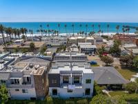Rooftop Home With Ocean View & Private Parking - B&B
