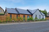 Contemporary Luxury Lodge, Aberdeen West - B&B