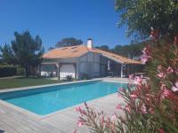 Biscarrosse Plage Villa avec piscine pour 12 personnes - B&B Biscarrosse-Plage