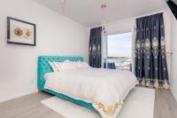One-Bedroom Apartment with Balcony and Sea View