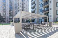 Capitol Convenience 2BR Luxury Minutes from DC - Bed and Breakfast
