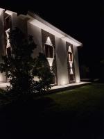 House Wisteria - B&B Rakovica