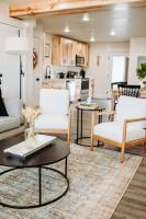 Creekside Rentals Aspen- views hot springs and space - B&B