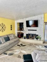 Unique Home Near Temple and Parks great for families - B&B
