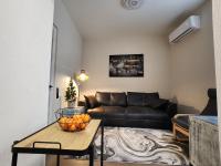 Seapark apartments with private entrance and parking - Chambres d’hôtes Liepaja