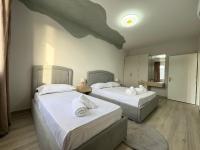 One-Bedroom Apartment with Balcony