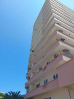 Apartment mit 3 Schlafzimmern und Balkon