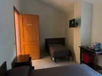 Triple Room with Private External Bathroom