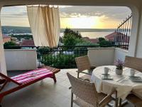 Apartments Stela - B&B Karin