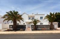 Vela Latina, a villa to enjoy! - B&B Costa Teguise
