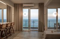Aegean Seaview Grand Suite 180 degrees - Chambres d’hôtes Néa Irákleia