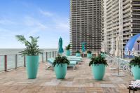 Stunning Ocean Front Work remote high speed WiFi - B&B Hollywood