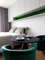 Apartman Zoku s private garage parking free - Chambres d’hôtes Košice