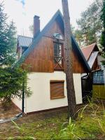 Żagiel Domek letniskowy nad Jeziorem Przeczyckim - B&B Boguchwałowice