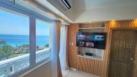 One-Bedroom Apartment with Balcony and Water View