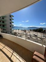 BEACHFRONT VLORA APARTMENT - B&B Valona