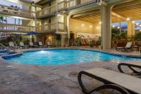 Ocean-front penthouse, sunsets, whales, surfers! Newly remodeled! - Ferienwohnung