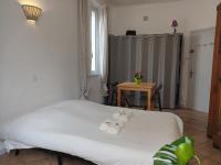 Ideal studio à 50 m des plages du mourillon - Bed and Breakfast