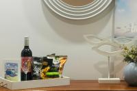 U2 at Moana Beach Esplanade - Exclusive 2 Bdrm Apt - WiFi - Spa - Pet Friendly - Ferienwohnung Moonie