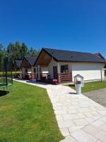 Domki Leśne Tarasy - plac zabaw, parking, akceptujemy psiaki - B&B Jastrzębia Góra