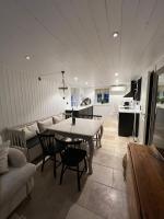 Nyrenoverad pärla centralt i Kungshamn - B&B Kungshamn