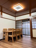 信玄小屋一号 駅5分の好立地 リノベ済古民家 駐車場付 最大7名宿泊可能 - B&B Fujikawaguchiko