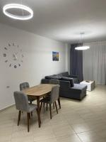 Relaxing and spacious apartment - Chambres d'hôtes Saranda
