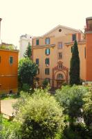 Epirhome, tra Colosseo e Porta Santa - B&B Rome