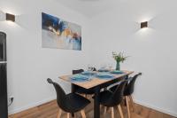 Nexstay LUX Wohnung mit Dachterrasse und Parkplatz - B&B Neumarkt i.d.OPf.