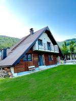 Holiday home Mons Albis Bjelašnica - Chambres d’hôtes Bjelašnica