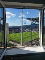 Central Nook With Stadium Vista - B&B Cluj-Napoca