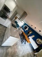 Luxueux appartement design architecte tout équipés 85m2 sur 2 niveaux plus 2 terrasses de 15m2 dans résidence privé - B&B Marseille