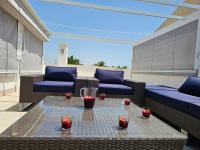 Holiday Home KyDo - Heated Pool - Roof Terrace - San Pedro del Pinatar - B&B San Pedro del Pinatar