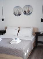 One-Bedroom Apartment with Balcony
