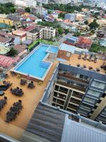 LaGrande Residence Jacuzzi & Shower 10th FLR Unit - B&B Angeles City