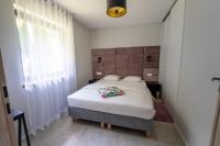 domki Koziniec2 na wyłączność Myczkowce Bóbrka Solina Bieszczady - Bed and Breakfast