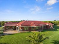 Serene Beach Haven: Sleeps 12 - B&B Ventnor