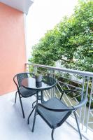 Tagaytay Overlooking Taal. Free Parking Fast Wi-Fi - B&B