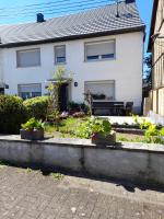 Haus am Hügel - Chambres d’hôtes Altstrimmig