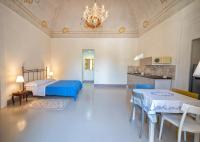 Studio Apartment with One Double Bed