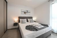 One-Bedroom Apartment with Terrace