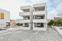 Apartamento de 1 dormitorio con terraza