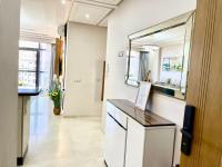 Modern elegance with Sea Views in Central Tangier - Steps to Beach, train and attractions! - Bed and Breakfast Tanger