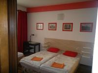 Red Apartment - B&B Bratislava