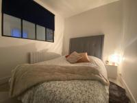 Lady Versailles - F2 proche Château et gare - B&B Versailles