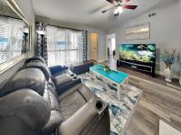 Palms At Cove View 1704 - Glowing Fun - B&B Galveston