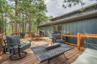 Buckskin Hideaway Hiking & Biking Trails BBQ - B&B Monument