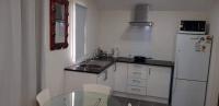 Beautiful and Bright Studio Apartment Botany Downs - B&B